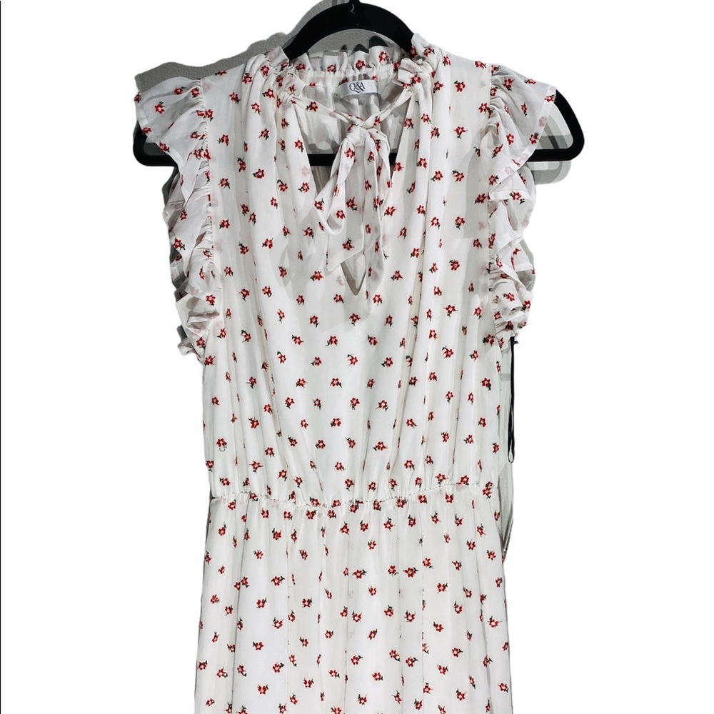 Gorgeous White Floral Dress**Small - Picture 2 of 15